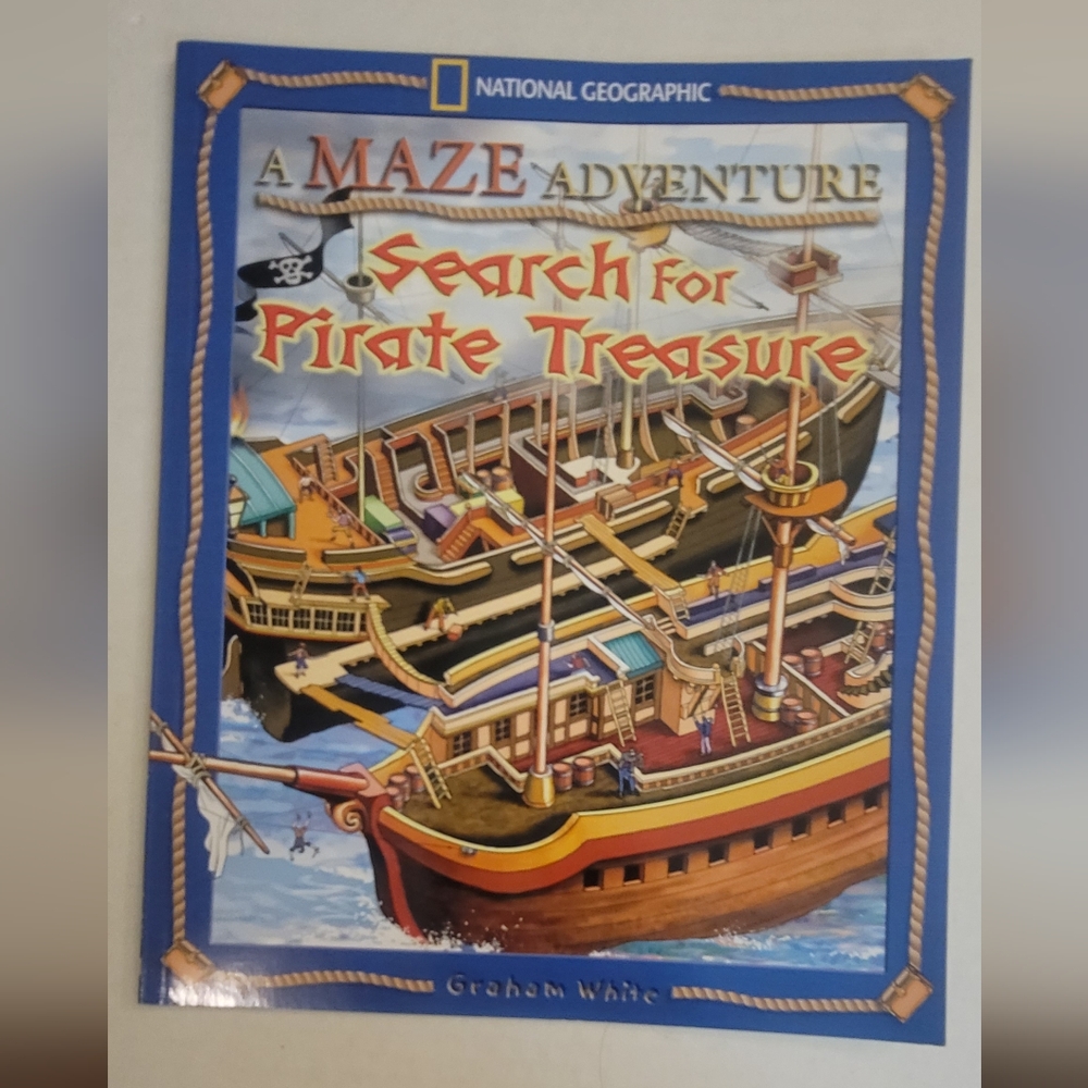 National Geographic Pirate A Maze Adventure Book